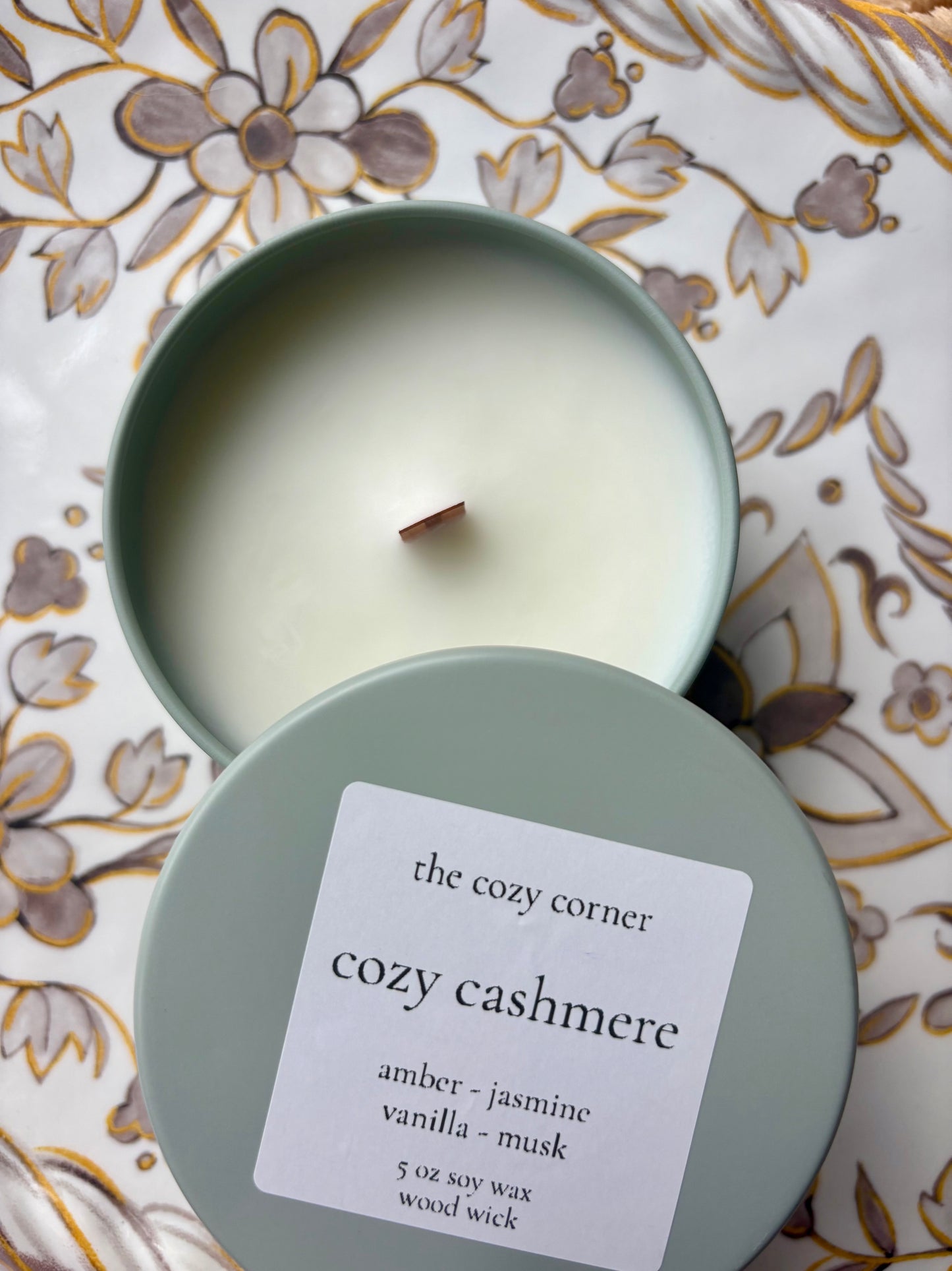 Cozy Cashmere Wood Wick Candle