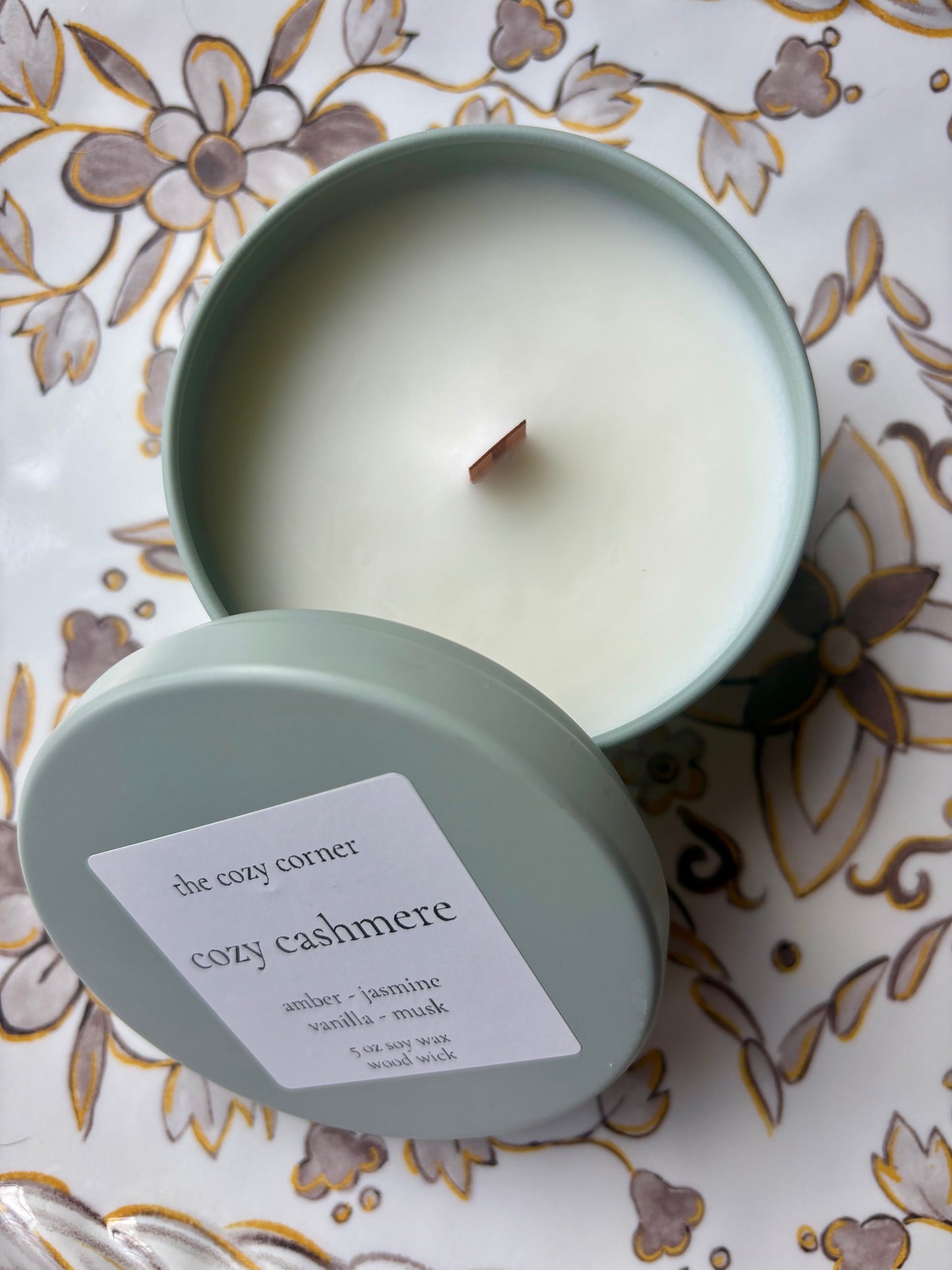 Cozy Cashmere Wood Wick Candle